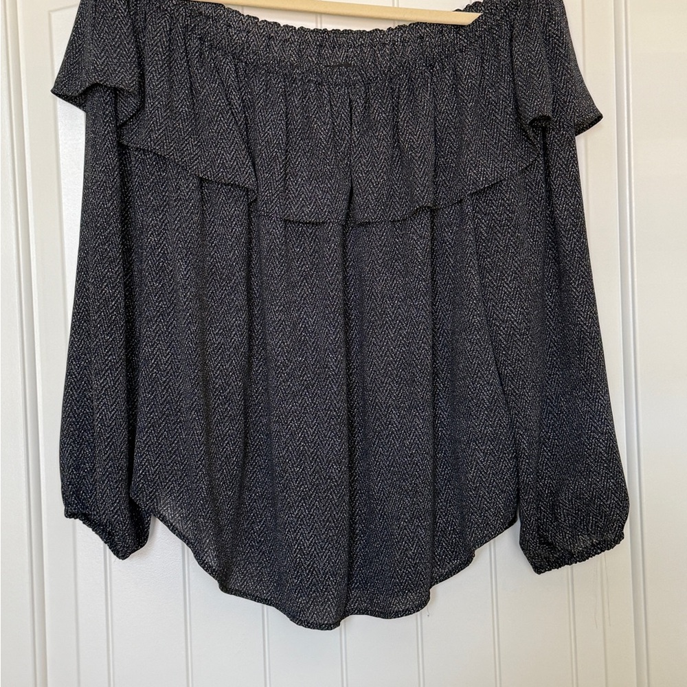 Ann Taylor Black and White Textured Look Top - Large